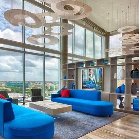 Luxury Highrise In Midtown - Skyline Views And Chic Decor Apartment ฮูสตัน ภายนอก รูปภาพ